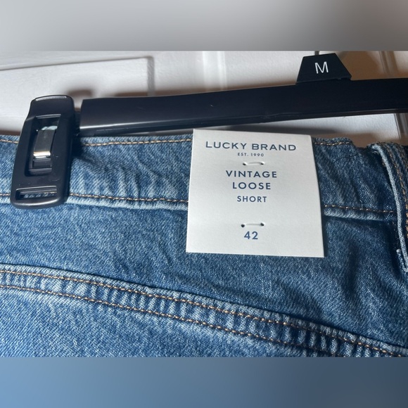 Lucky Brand Vintage Mens Loose Jean Shorts Cutoff Size 42 Comforter Stretch NEW - Picture 8 of 13